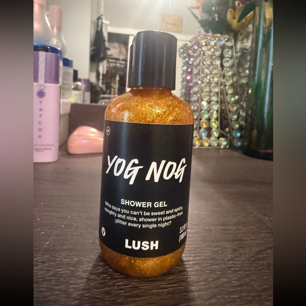 Lush Cosmetics Yog Nog Shower Gel 3.3 fl oz New